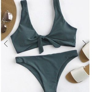 Bow Tie Front Scoop Back Bikini Set: Green (L)